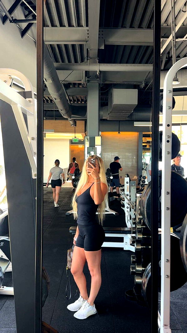 alexaadams30 image ~ Altpins