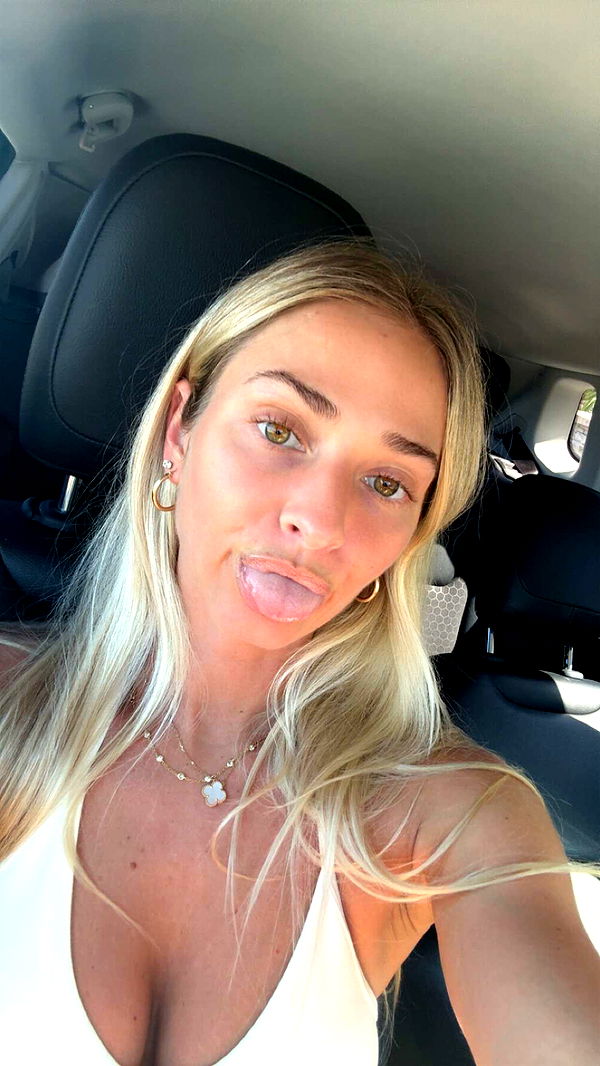 alexaadams30 image ~ Altpins