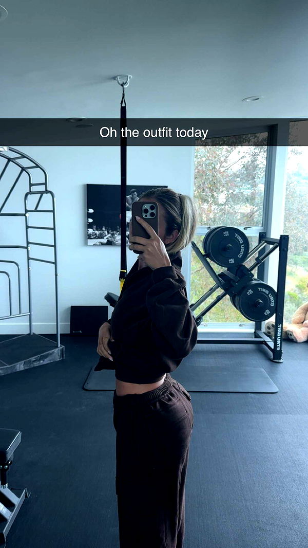 alexaadams30 image ~ Altpins