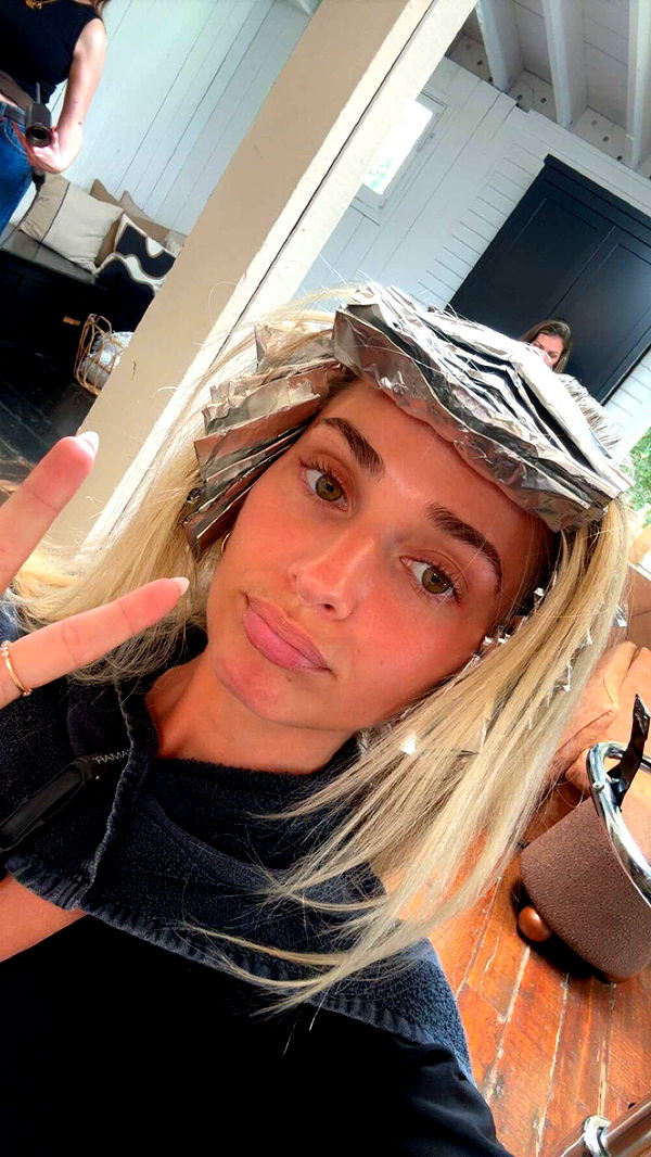 alexaadams30 image ~ Altpins