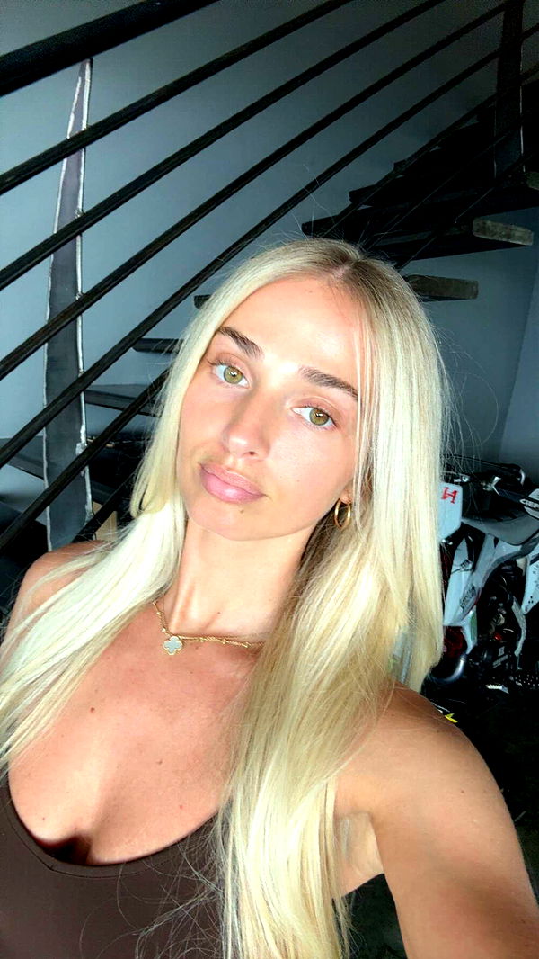 alexaadams30 image ~ Altpins