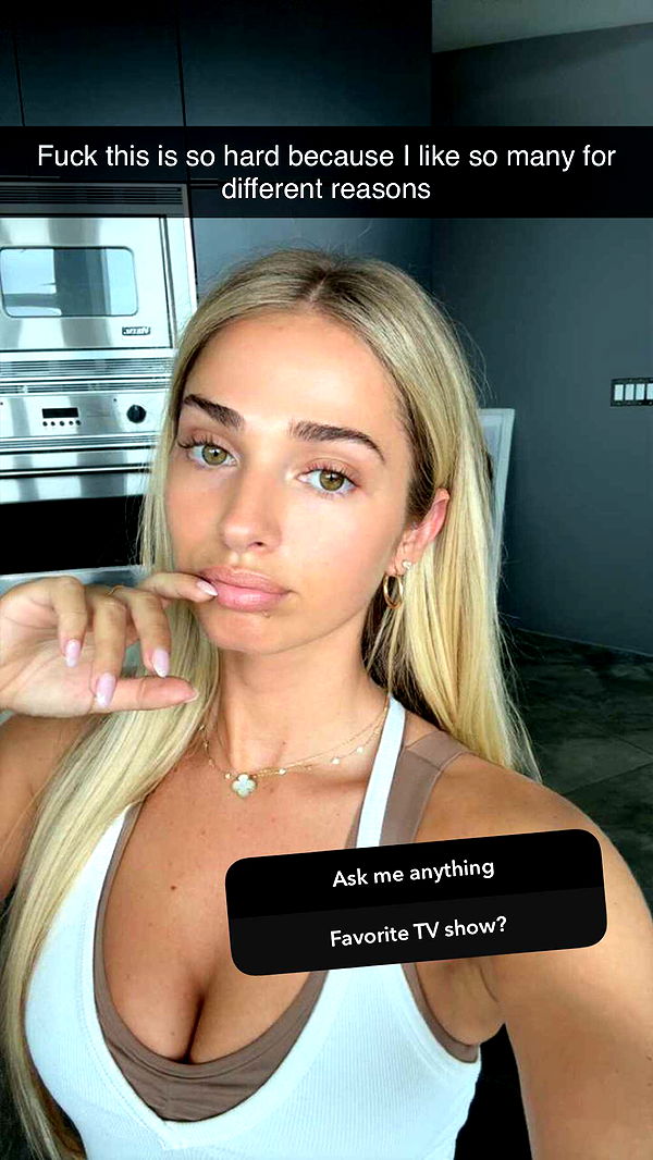 alexaadams30 image ~ Altpins