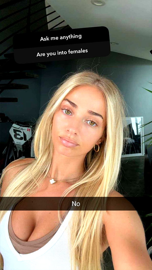 alexaadams30 image ~ Altpins