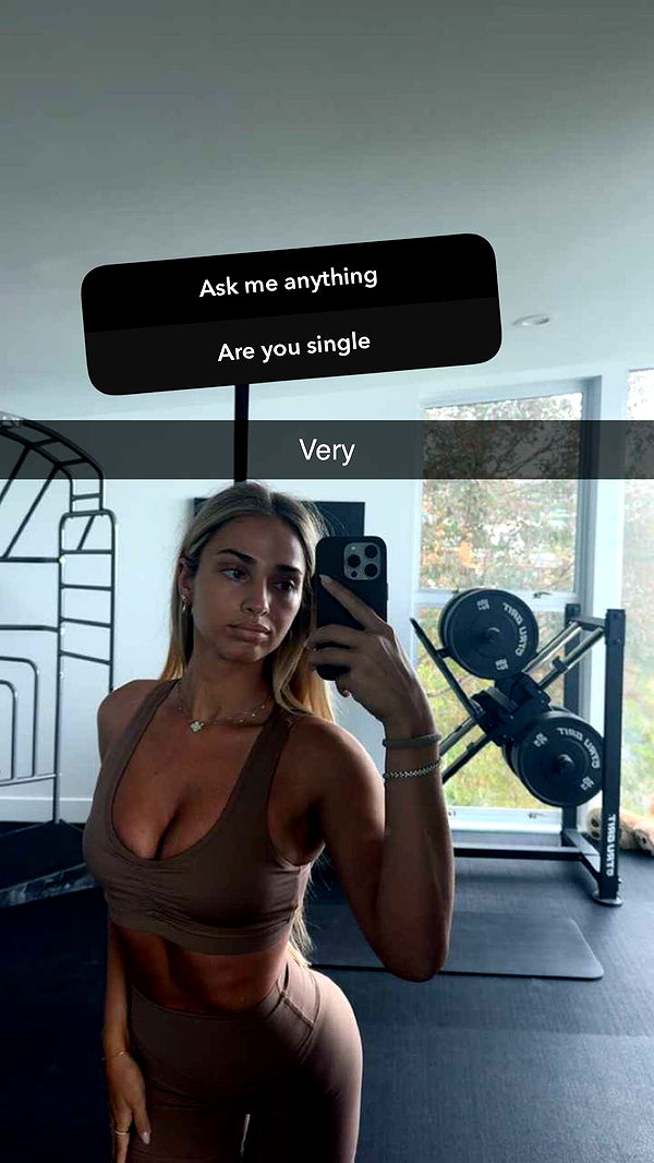 alexaadams30 image ~ Altpins