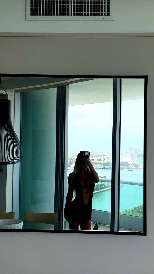 alexaadams30 image ~ Altpins