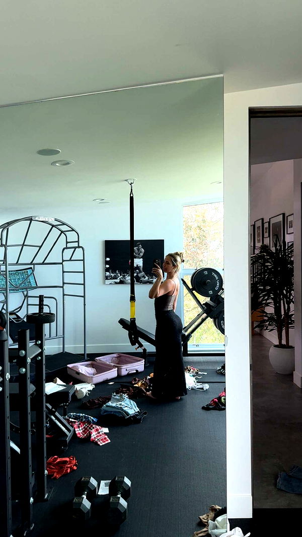 alexaadams30 image ~ Altpins