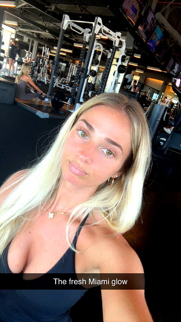 alexaadams30 image ~ Altpins