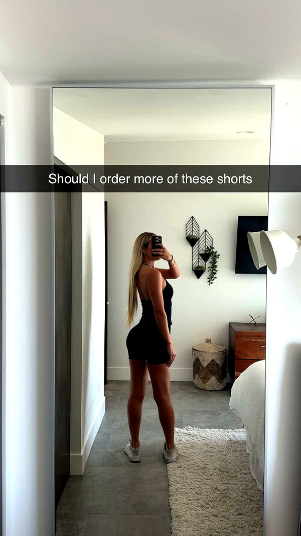 alexaadams30 image ~ Altpins