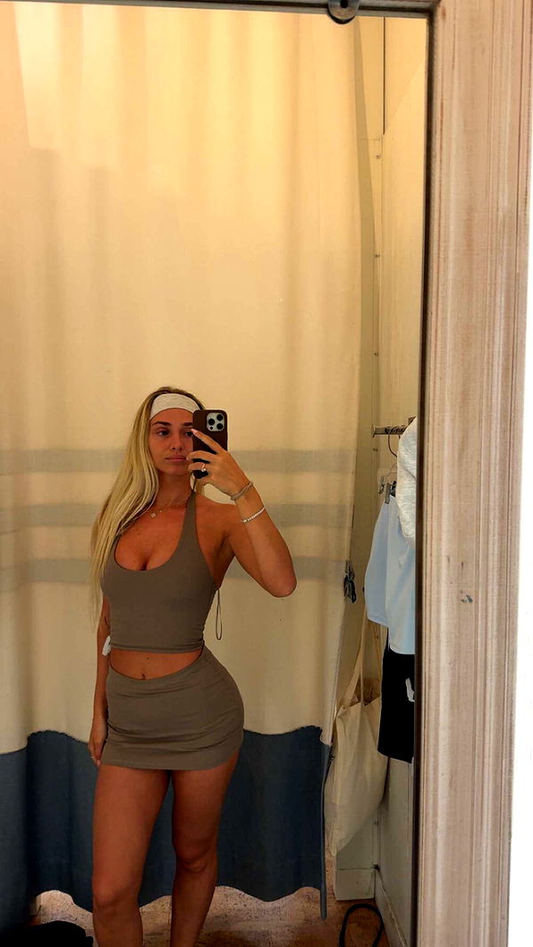 alexaadams30 image ~ Altpins