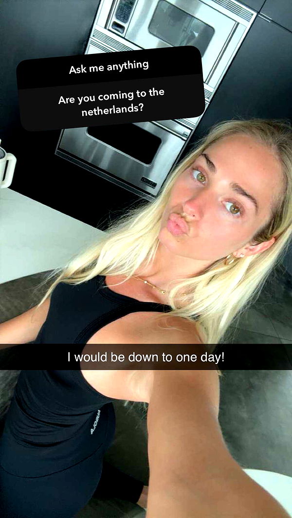 alexaadams30 image ~ Altpins