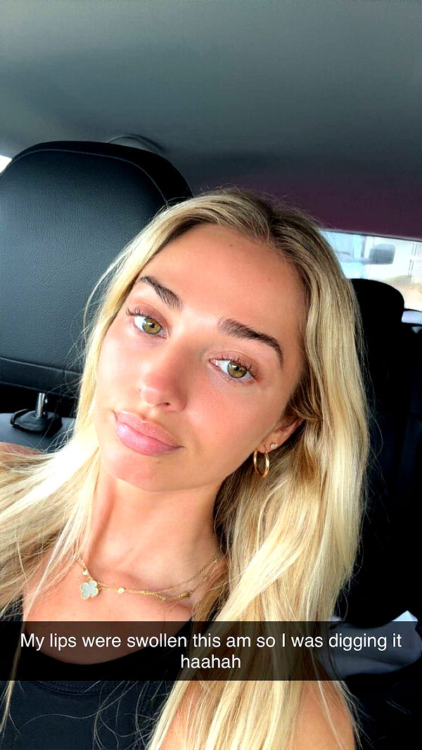 alexaadams30 image ~ Altpins