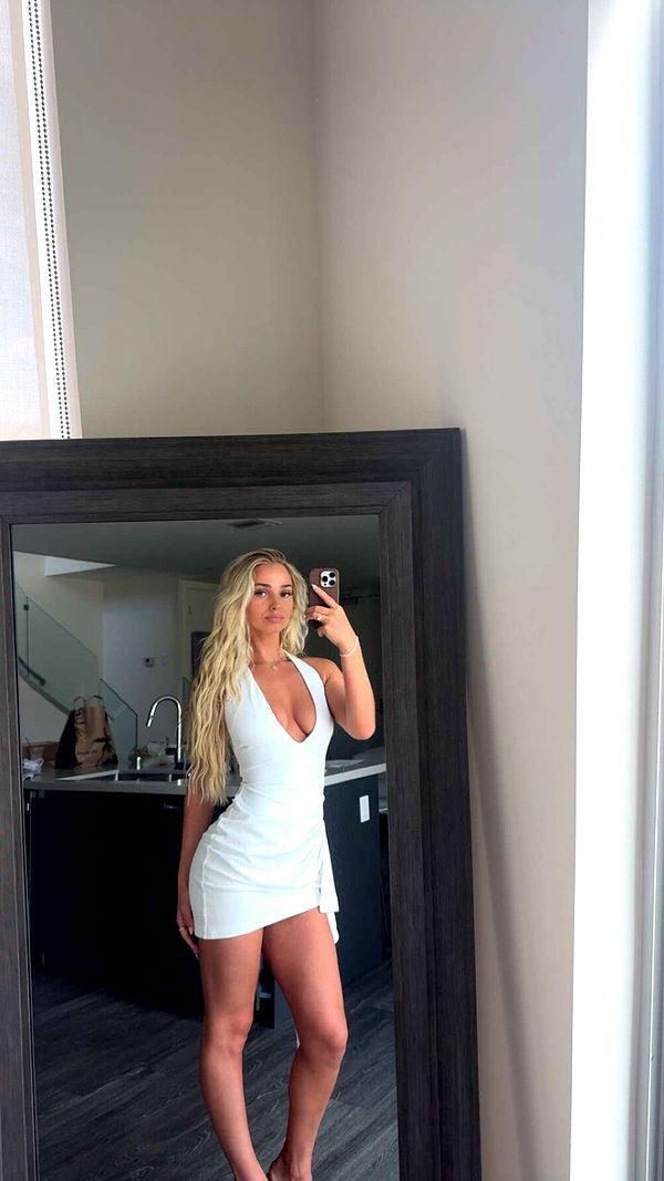 alexaadams30 image ~ Altpins