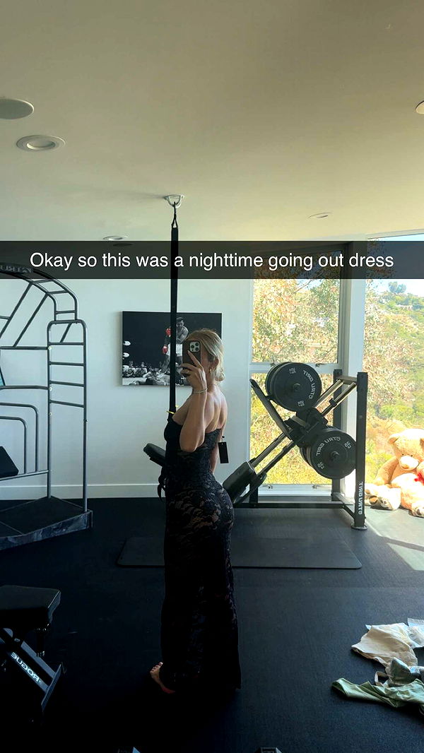 alexaadams30 image ~ Altpins