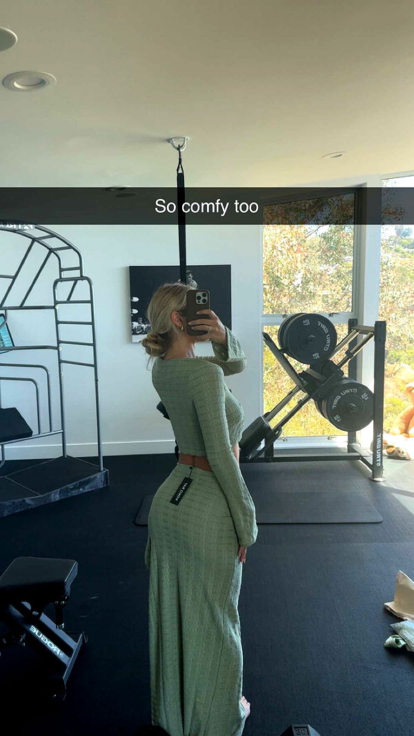 alexaadams30 image ~ Altpins