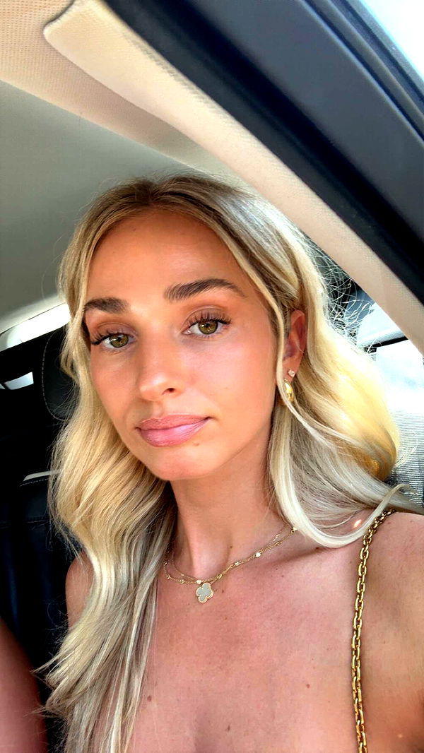 alexaadams30 image ~ Altpins