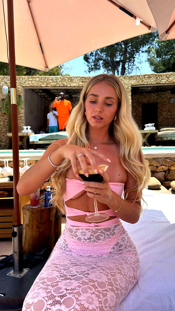 alexaadams30 image ~ Altpins