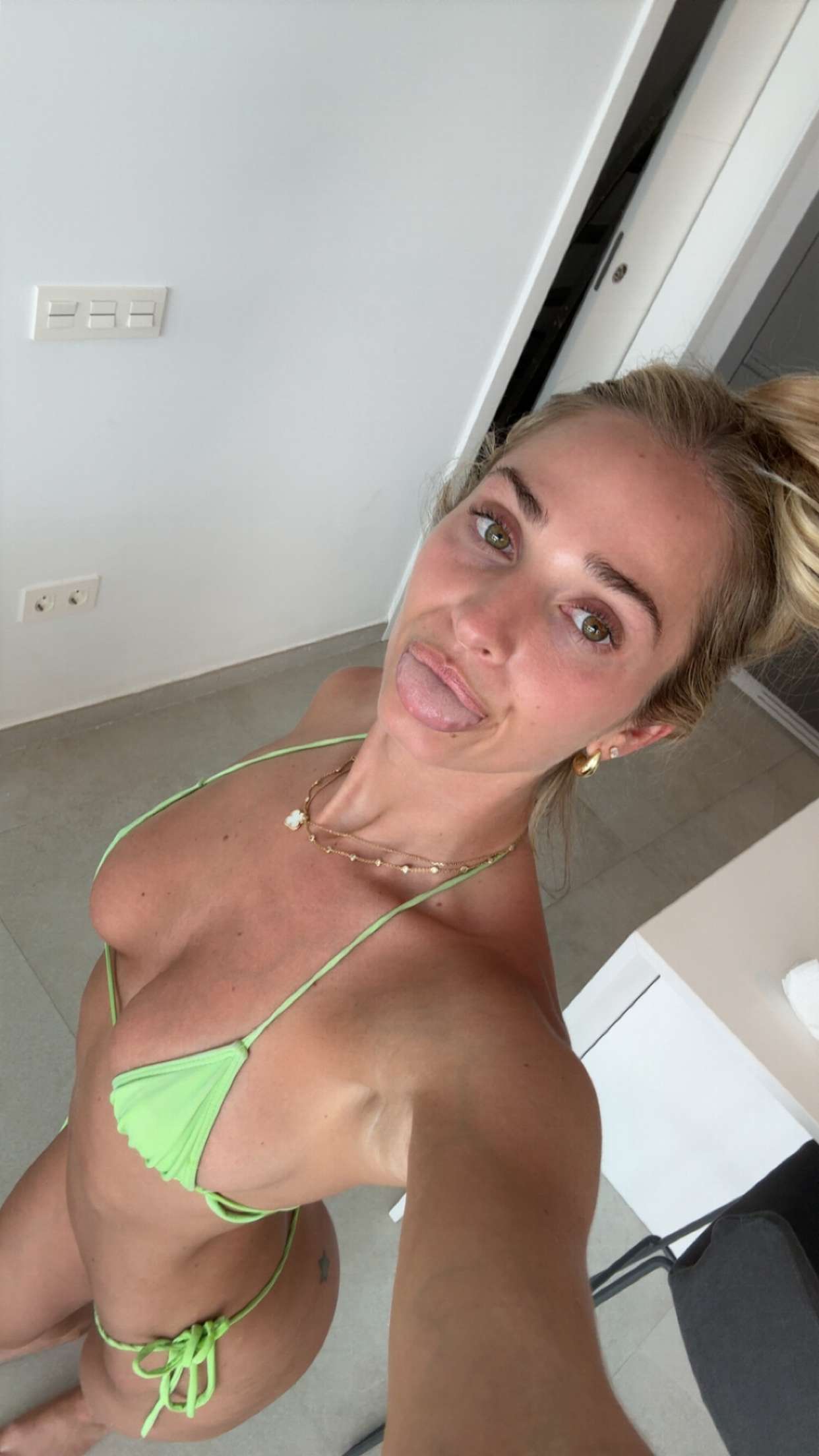 alexaadams30 snapchat image archive image