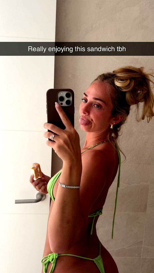 alexaadams30 image ~ Altpins