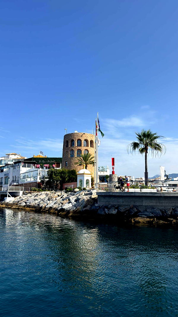 alexaadams30 image ~ Altpins