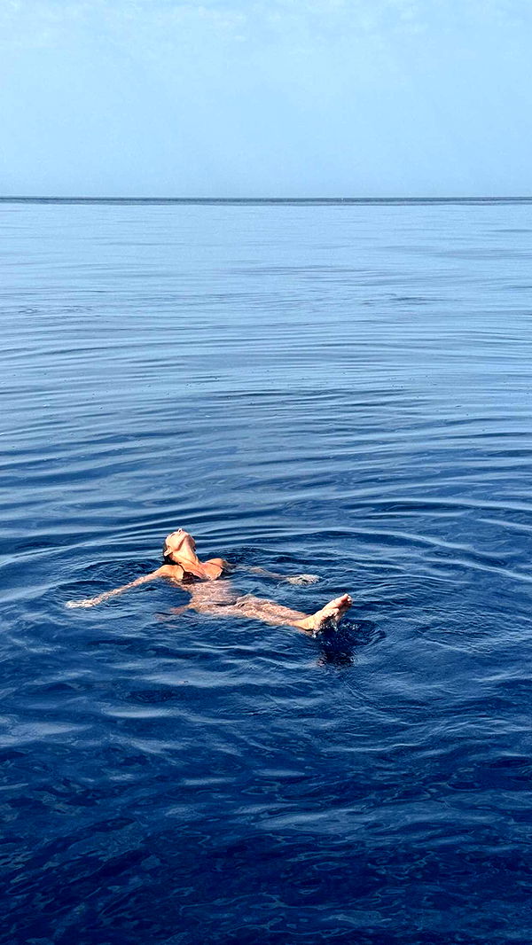 alexaadams30 image ~ Altpins