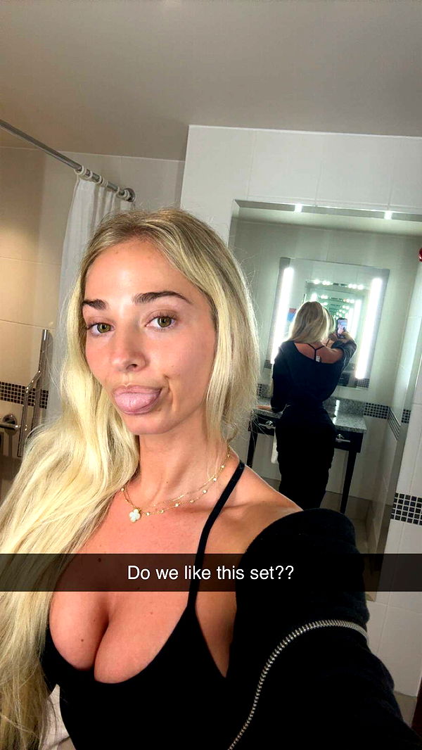 alexaadams30 image ~ Altpins