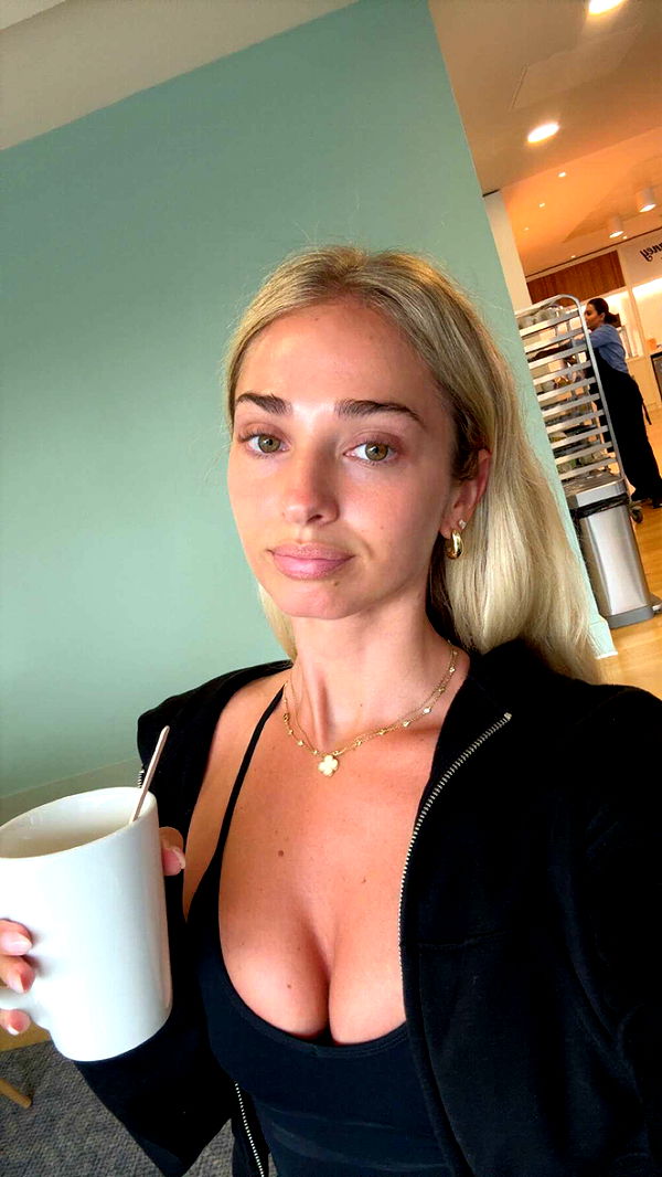 alexaadams30 image ~ Altpins