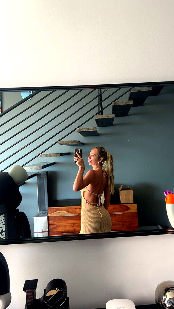 alexaadams30 image ~ Altpins