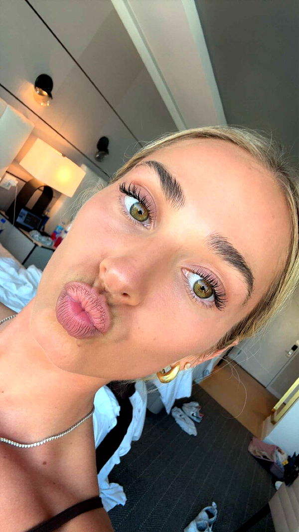 alexaadams30 image ~ Altpins