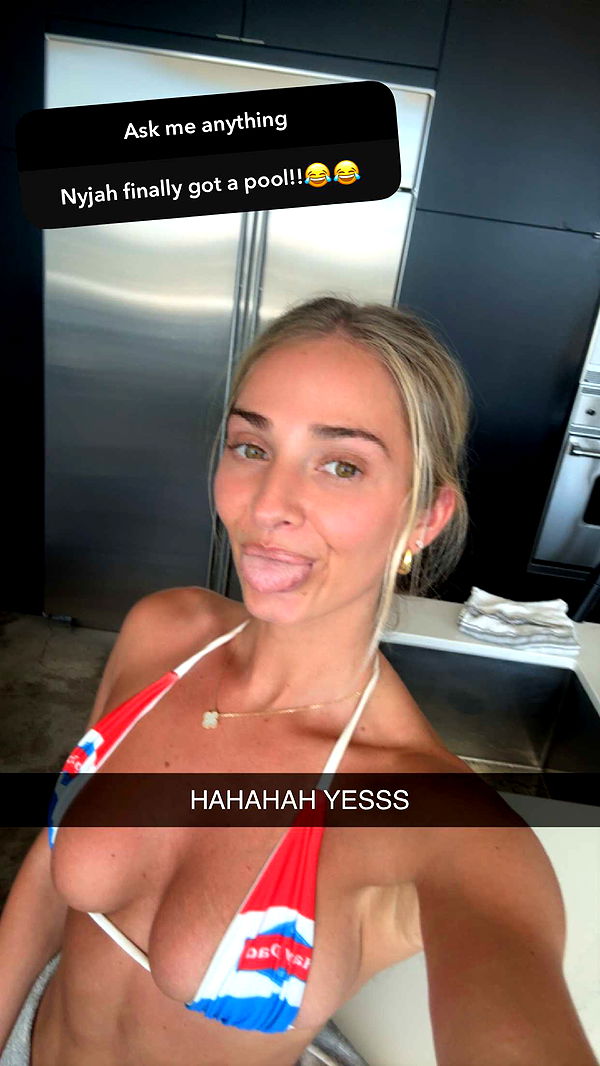 alexaadams30 image ~ Altpins