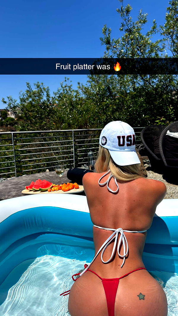 alexaadams30 image ~ Altpins