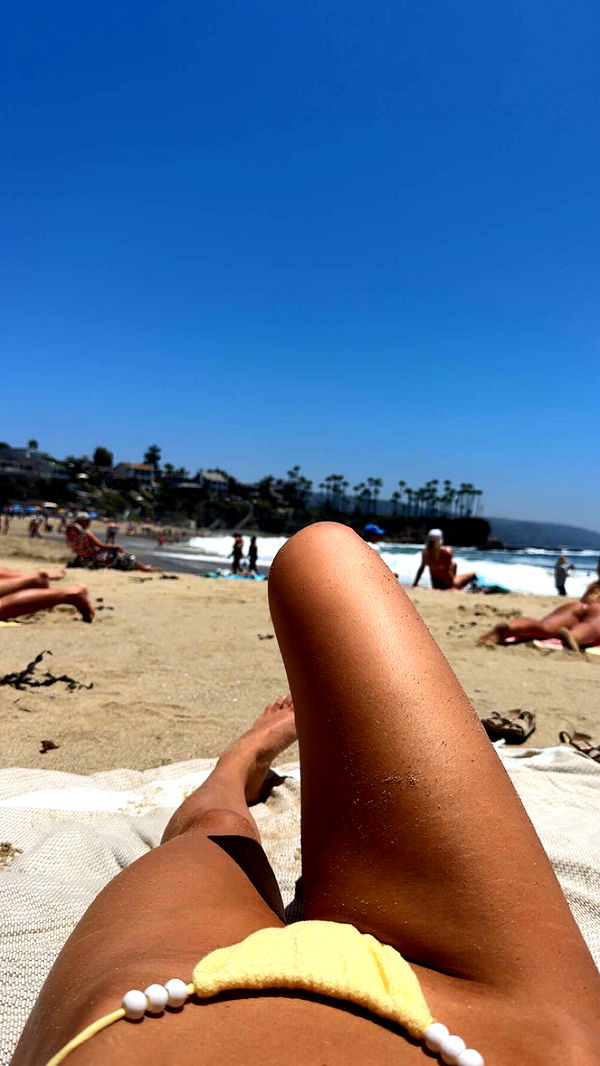 alexaadams30 image ~ Altpins