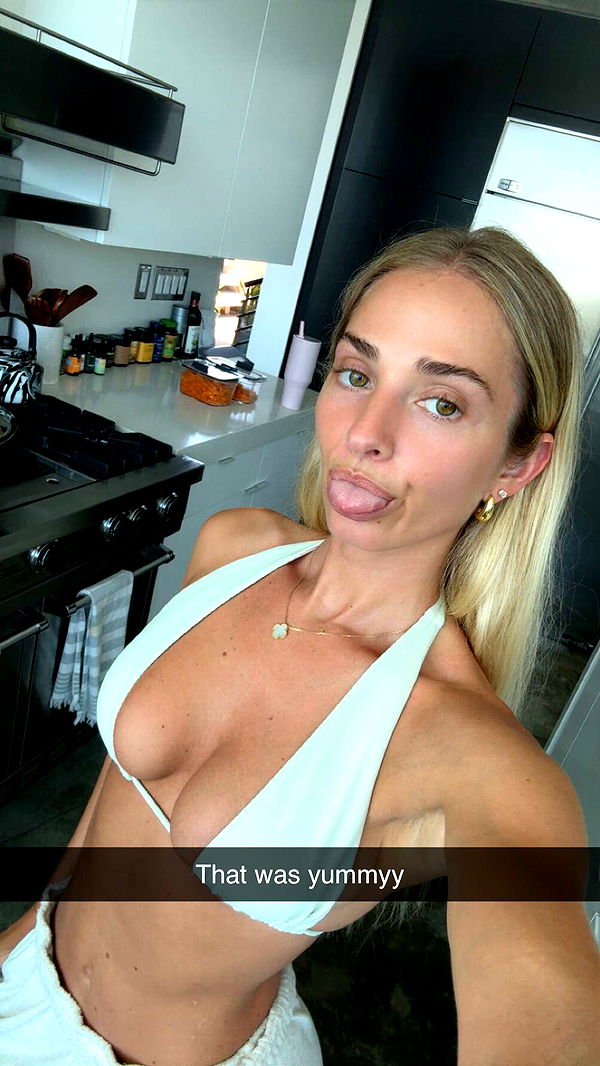 alexaadams30 image ~ Altpins