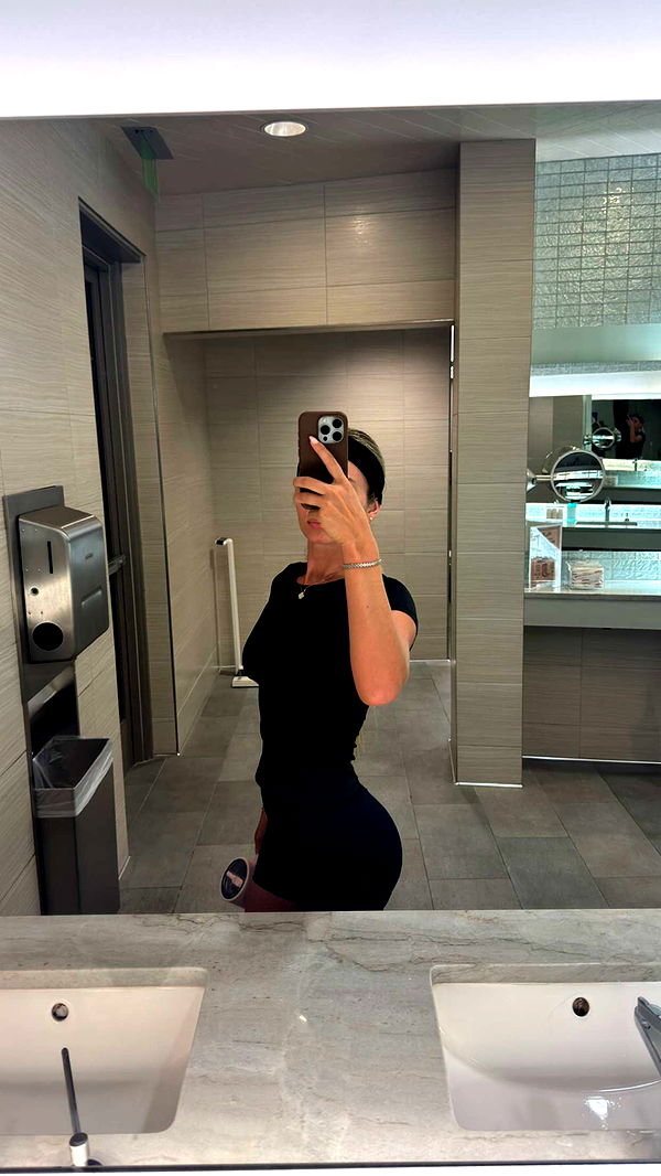 alexaadams30 image ~ Altpins