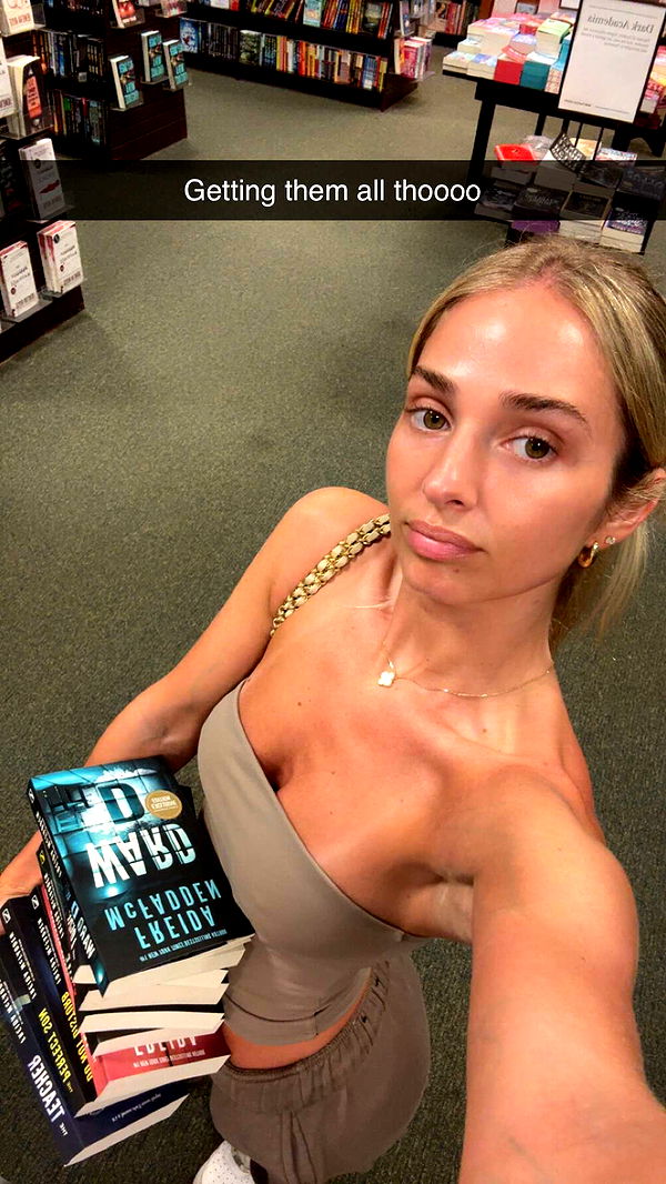 alexaadams30 image ~ Altpins