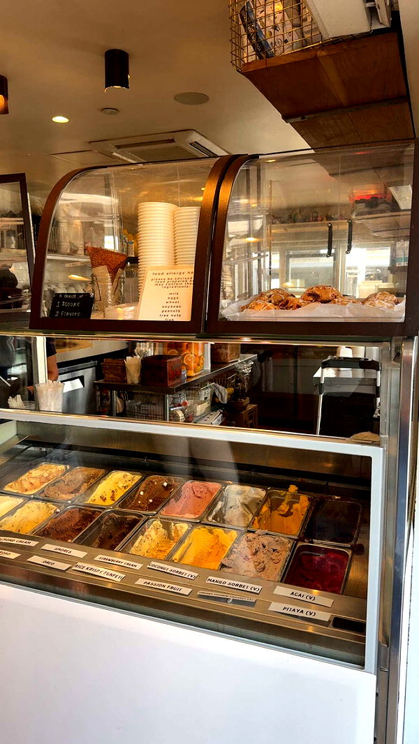 alexaadams30 image ~ Altpins