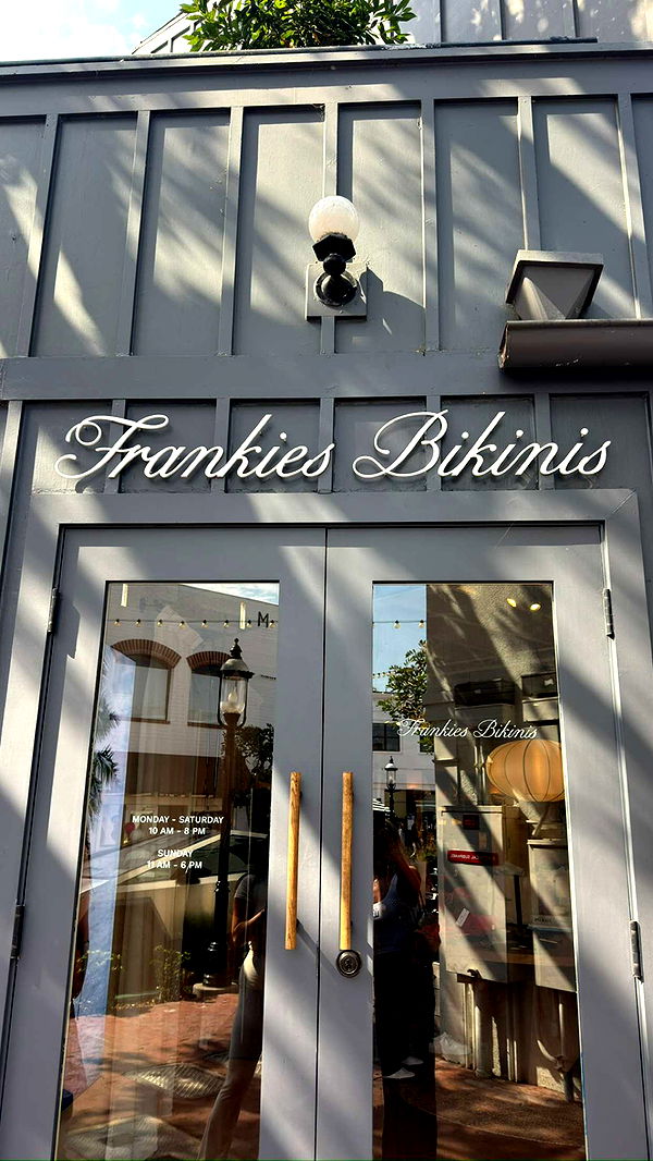 alexaadams30 image ~ Altpins