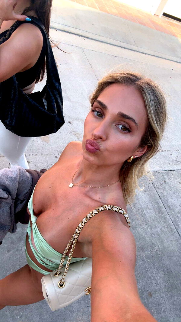 alexaadams30 image ~ Altpins