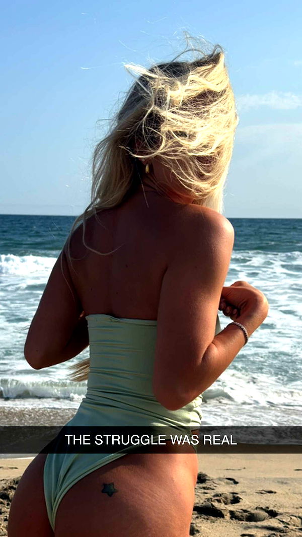 alexaadams30 image ~ Altpins