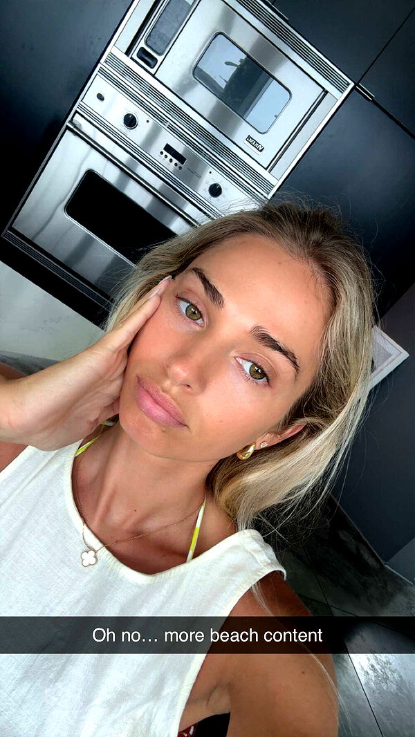 alexaadams30 image ~ Altpins