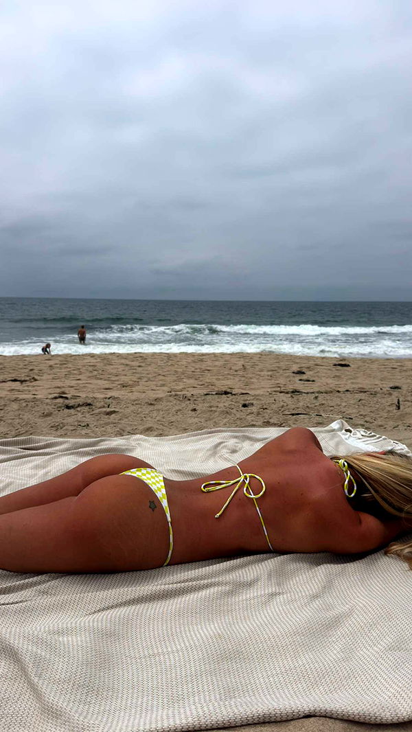 alexaadams30 image ~ Altpins