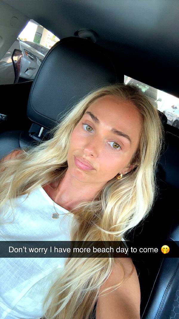 alexaadams30 image ~ Altpins