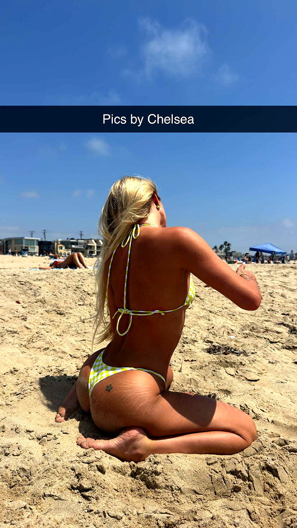 alexaadams30 image ~ Altpins