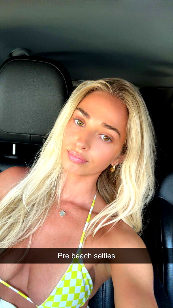 alexaadams30 image ~ Altpins