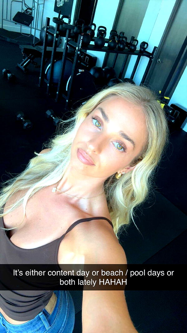 alexaadams30 image ~ Altpins