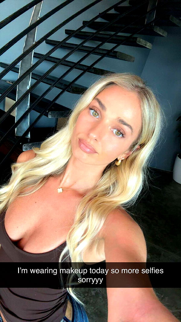 alexaadams30 image ~ Altpins