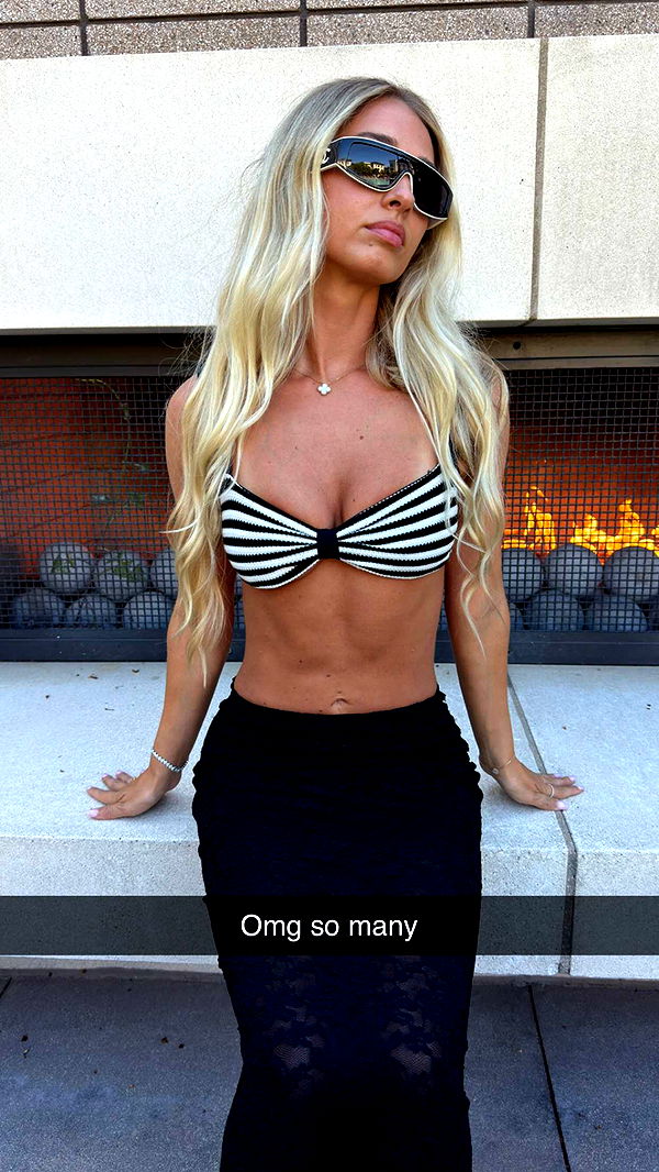 alexaadams30 image ~ Altpins