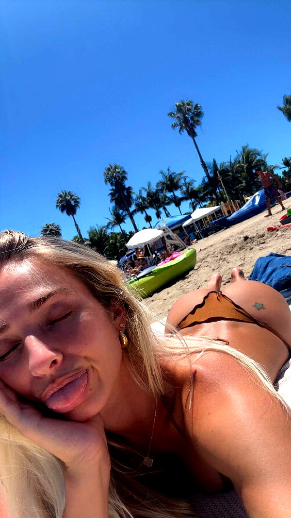 alexaadams30 image ~ Altpins