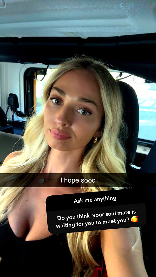 alexaadams30 image ~ Altpins