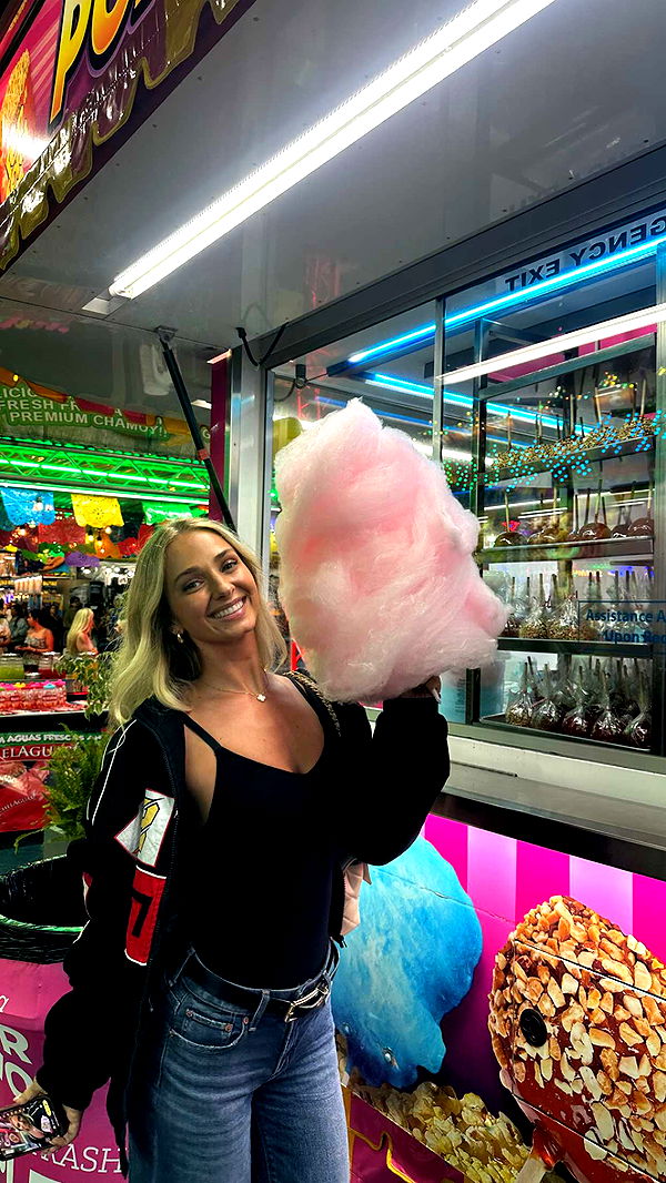 alexaadams30 image ~ Altpins