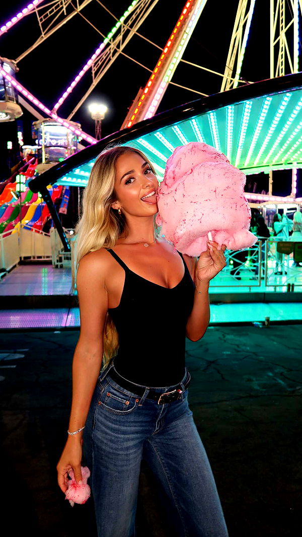 alexaadams30 image ~ Altpins